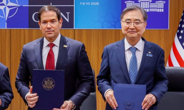 Seoul affirms intent to help with Strait of Hormuz free passage, US investment pledges