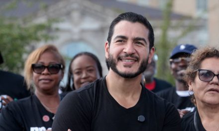 El-Sayed visits Jewish Michiganders for Rosh Hashanah meal after accusations of antisemitism