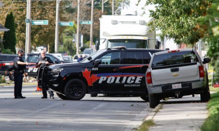 One police officer wounded in shooting attack near Ontario synagogue on Yom Kippur