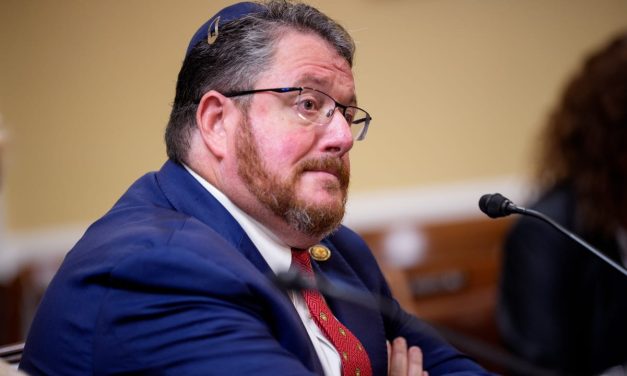Massachusetts man sentenced to nearly 10 years for antisemitic threats against Randy Fine, sons