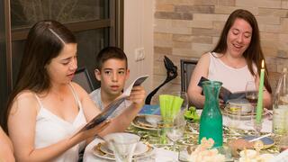 Four holiday diet myths that could make you gain weight