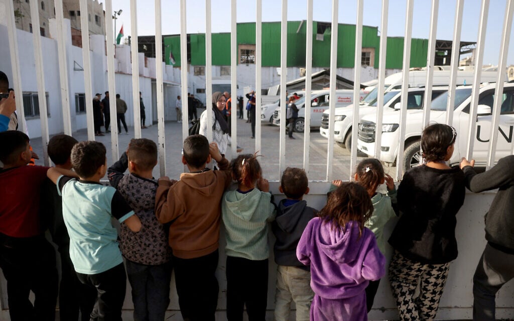 Gazans desperate to leave still struggling to do so, even as Israel claims door is open