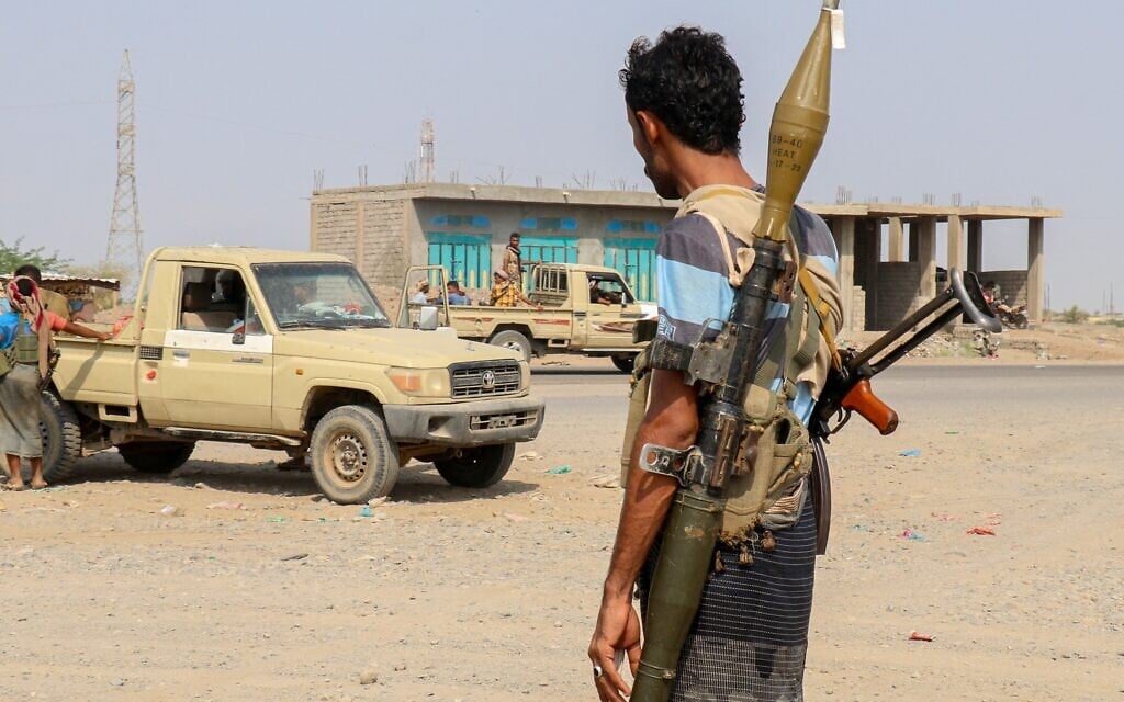 Over 60 killed in Yemen as Houthis battle Saudi-backed forces near Red Sea gateway