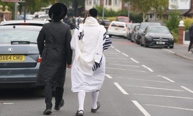 UK police: 2 arrested over suspected plot to target Manchester Jewish community