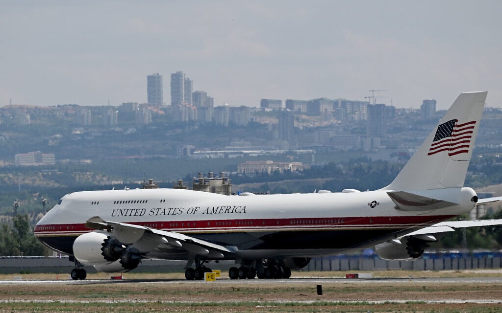 Trump taking Qatari Air Force One to Ireland despite questions over plane’s security
