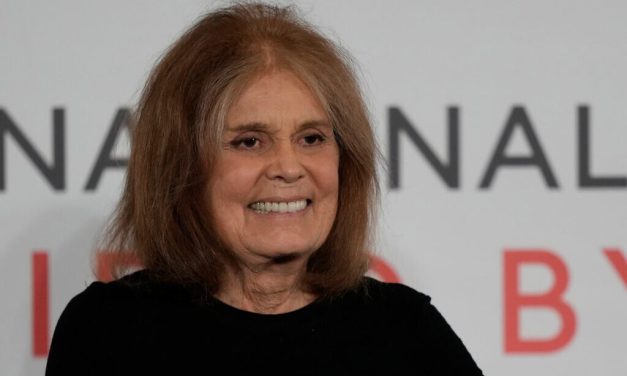 Gloria Steinem, potent voice of US feminism, co-founder of Ms. magazine, dies at 92