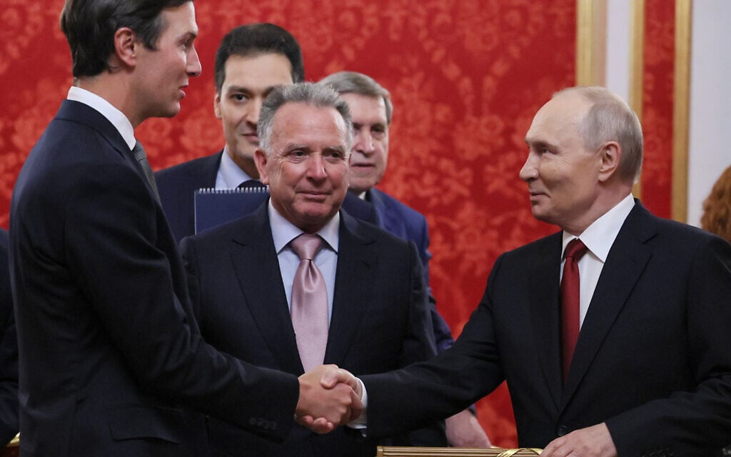 US envoys discussed ‘substantive plans’ with Putin for ending Ukraine war, White House says