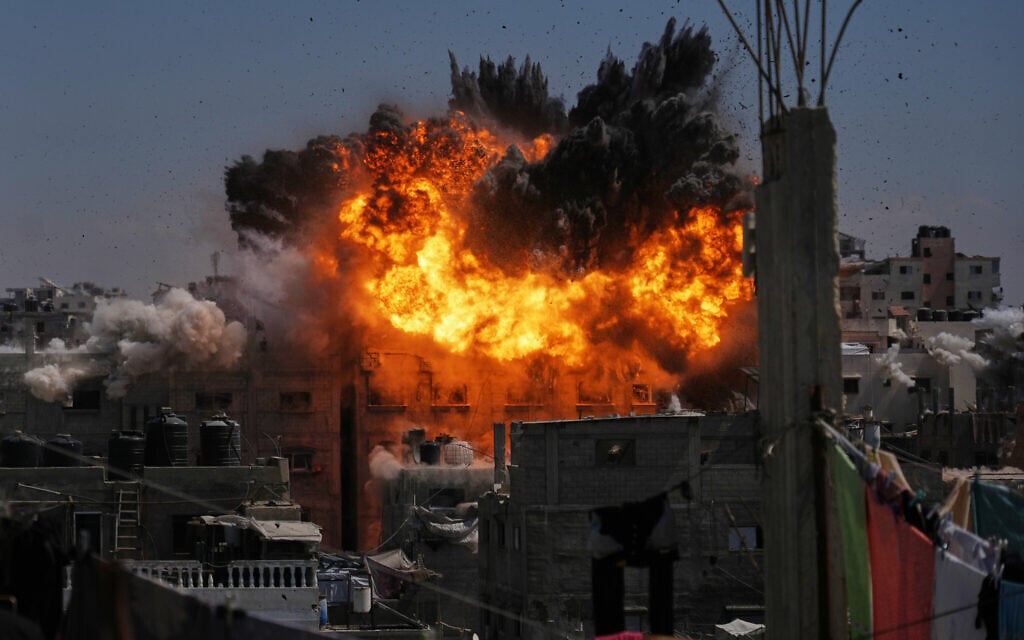 Hamas says Israeli strike in Gaza killed top operative freed in 2011 Shalit deal