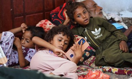 ‘Hysterical panic’ as some 76,000 flee advance by Iran-backed Houthis in Yemen