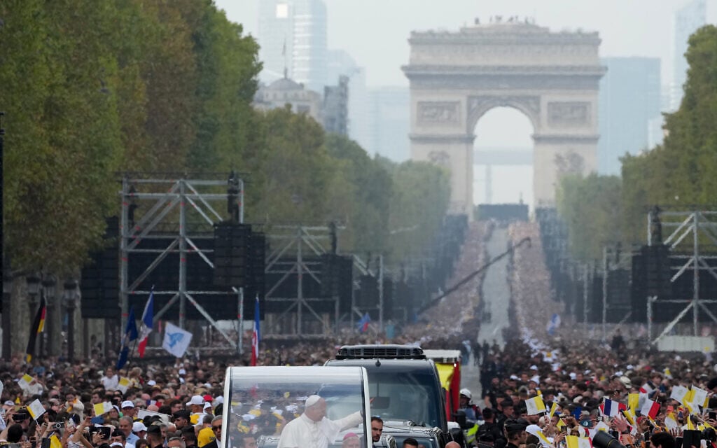 Pope Leo draws 800,000-strong crowd to open-air Mass in Paris’ Champs-Élysées