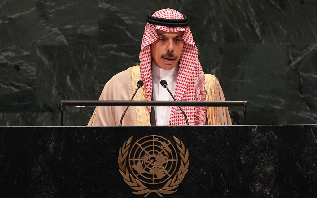 Saudi FM urges UN to protect maritime routes amid Iranian and Houthi attacks