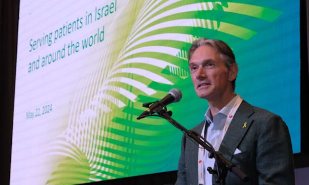 After credit upgrade, Teva plans to recycle debt