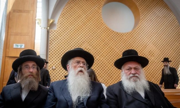 Mad at PM, Haredi MKs said planning to allow formation of Eisenkot-led government