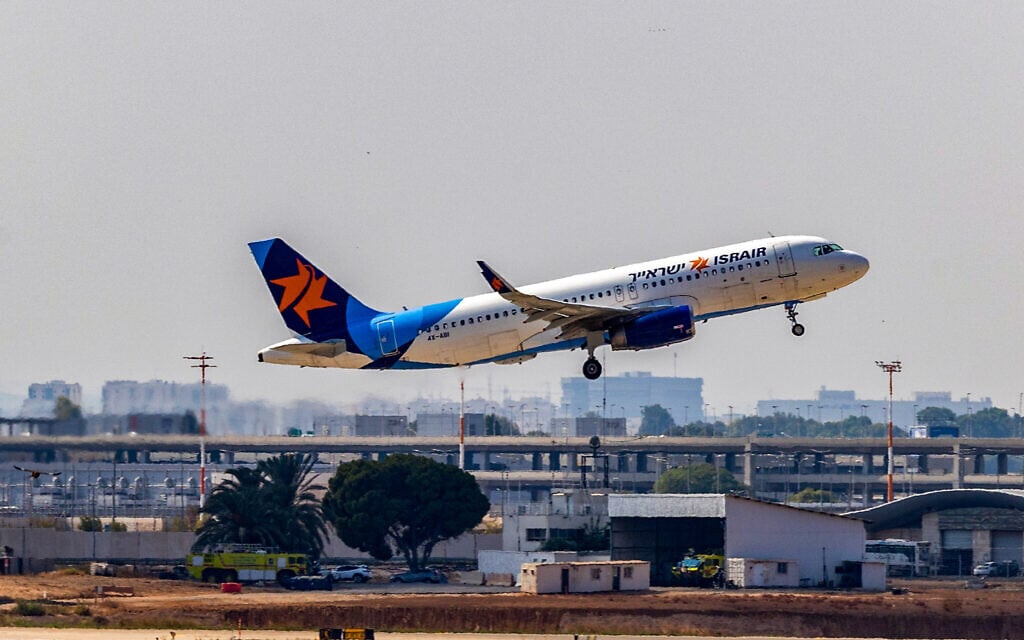 Israir becomes third Israeli carrier with NYC route, just as US airlines make their return