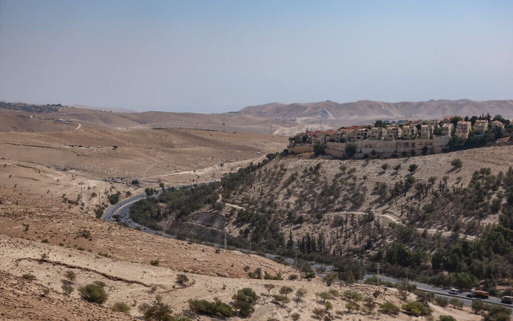 Attorney general eases stance on E1 settlement plan, allowing submissions for tenders