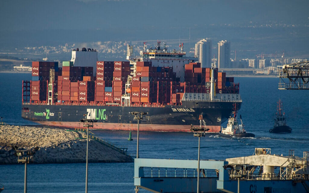 Hapag-Lloyd revises offer as sale of Israeli shipping giant Zim hangs in the balance