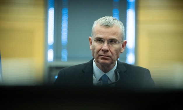 Levin allows Shin Bet final say on providing security to political party chiefs