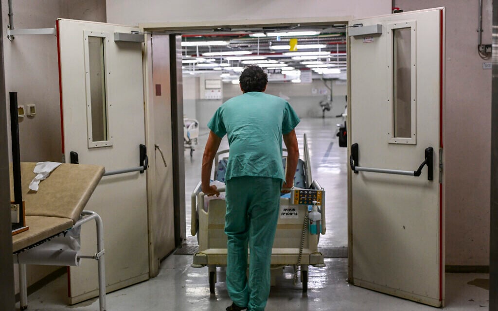 1,370 doctors left Israel over past 3 years, research finds, the equivalent of a hospital