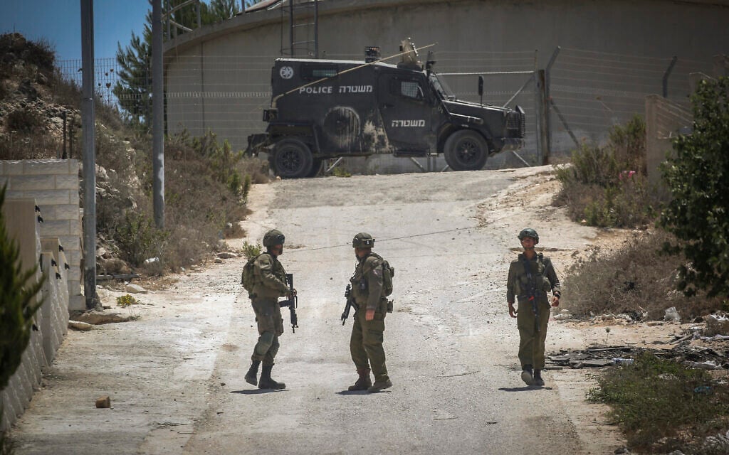 Off-duty soldier suspended for firing at Palestinians in West Bank, says they threw stones