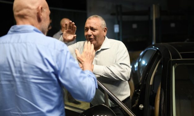 Shin Bet won’t provide Eisenkot with security detail, despite earlier report to contrary
