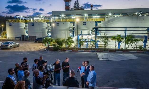Officials seek to calm public after algicides dumped at sea in bid to reopen desalination plants