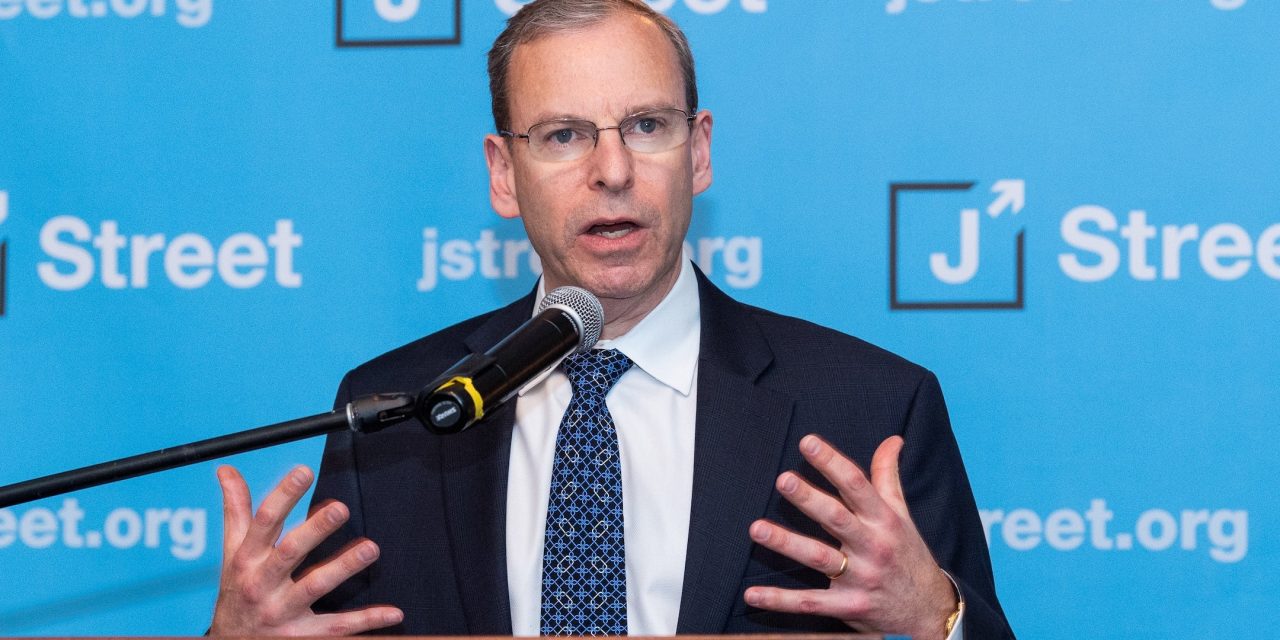 Jewish establishment heavy hitters are joining J Street in a sign of the changing times
