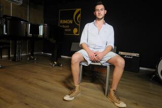 ‘I have no other country, by choice’: Lone soldier wounded on Oct. 7 to perform Israeli classic