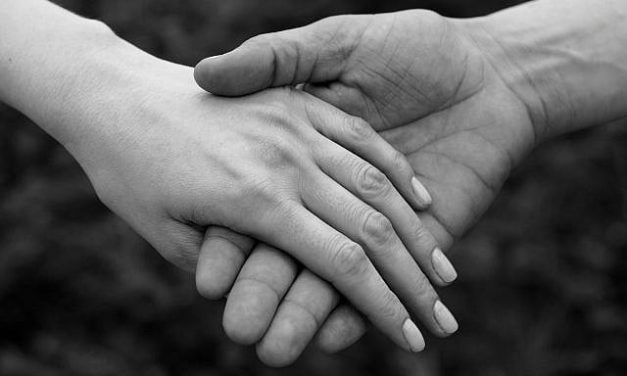 Shayna Goldberg | When We Forget, God Remembers