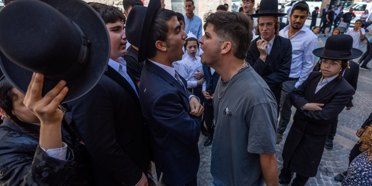 Jerusalem cafe bows to Haredi protests, will no longer open on Shabbat