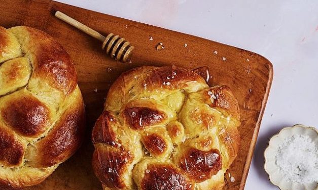 Faith Kramer | Mandylicious Honey Challah for Your High Holiday Entertaining