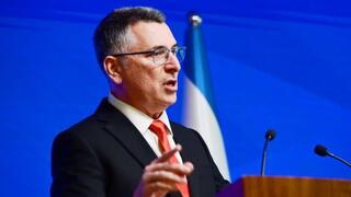 Israel hits back at UK sanctions, closes Jerusalem consulate