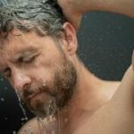 Men are skipping showers to boost attraction. Does ‘pheromone maxxing’ actually work?