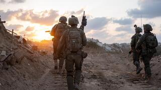 Israel prepares for renewed Gaza ground offensive as Hamas shows no sign of disarming