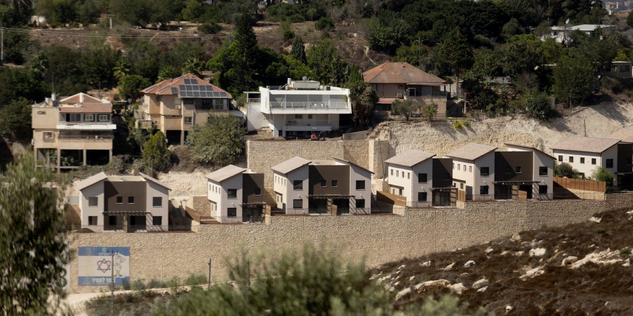 UK, France, Canada to ban goods from Israeli settlements