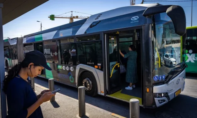 Chaya Houpt | How we treat people is who we are: A tale of two bus drivers