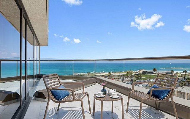 Shoshana Tita | The New and Improved David Intercontinental Tel Aviv