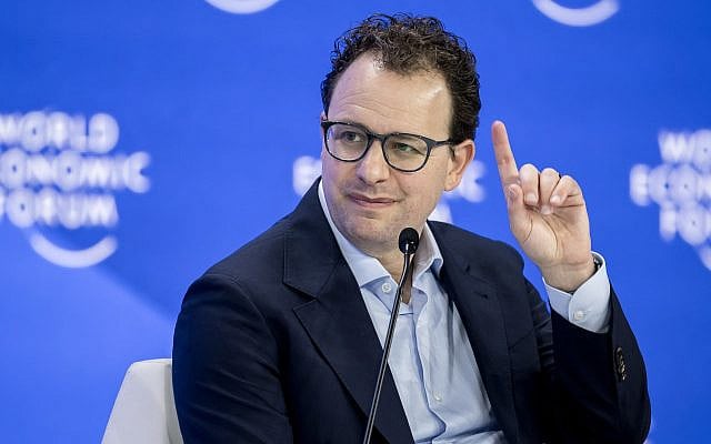 Celeo Ramirez | Dario Amodei Understands Why the Internet Could Be AI’s Holy Grail