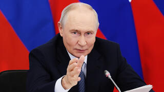 Russian nuclear strike threat against Lithuania sparks alarm, then disappears