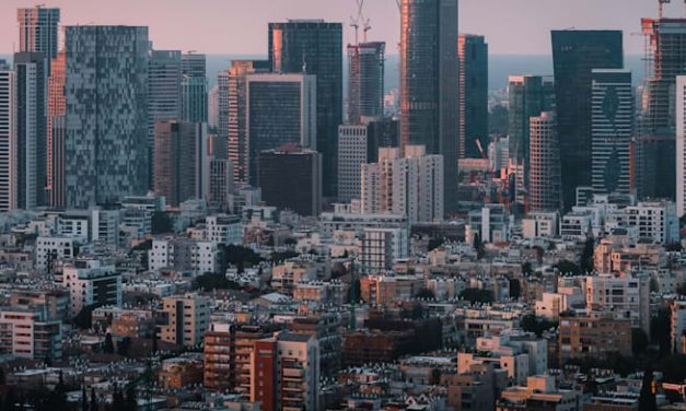 Defense-tech boom pushes up Tel Aviv office rents