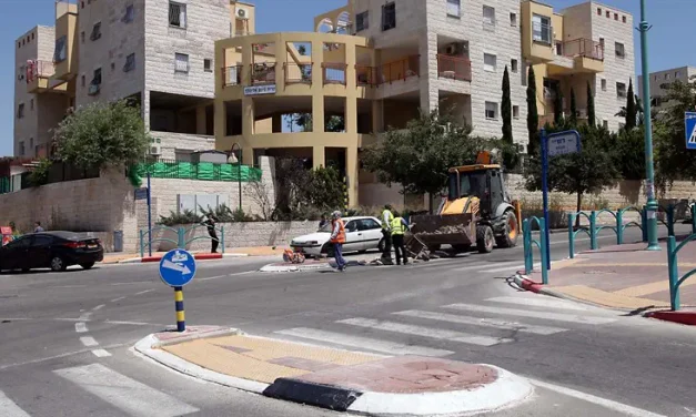 Draft evader’s arrest sparks violent clashes at Elad yeshivas