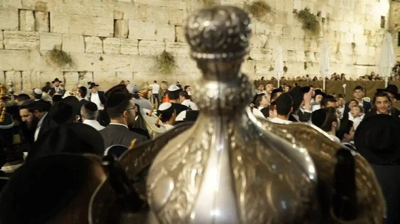 Galilee residents told to stay home amid Arab protests