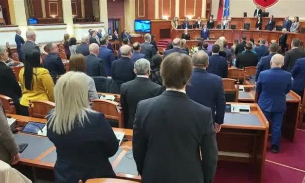 Albania: Threats against Jewish institutions amid wave of protests