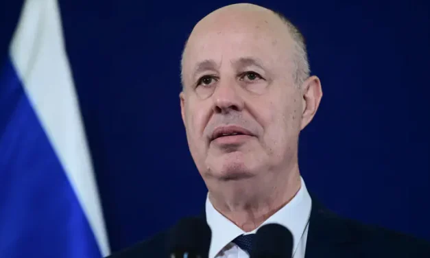 After nearly 50 years, Tzachi Hanegbi abandons Likud for Liberman