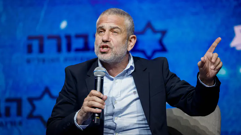 Yinon Magal apologizes to Bibas family