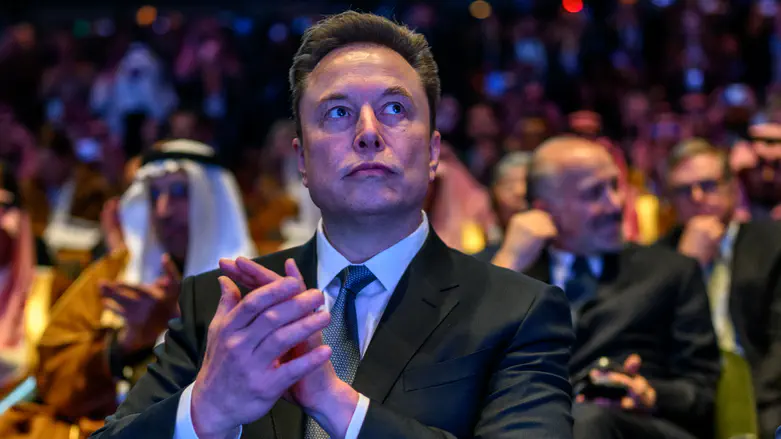 Elon Musk pledges $10.5 billion in SpaceX shares to every child in America