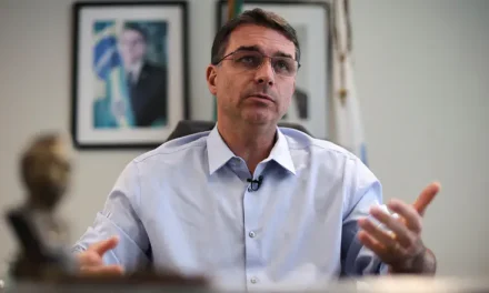 US to grant visas to Flavio Bolsonaro and family after Brazilian election defeat