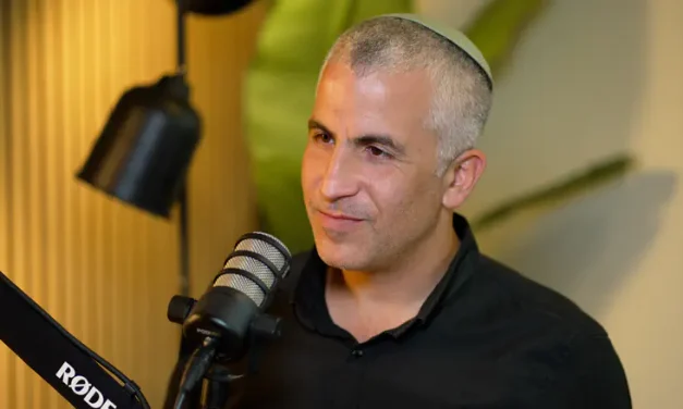 ‘He was in my arms’: Menachem Kalmanson breaks down Recounting brother’s death