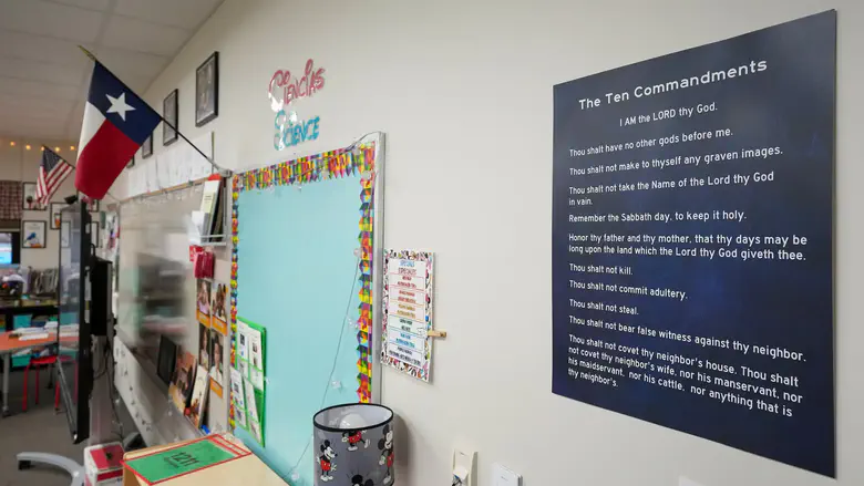 Texas judge orders Ten Commandments displayed in classrooms