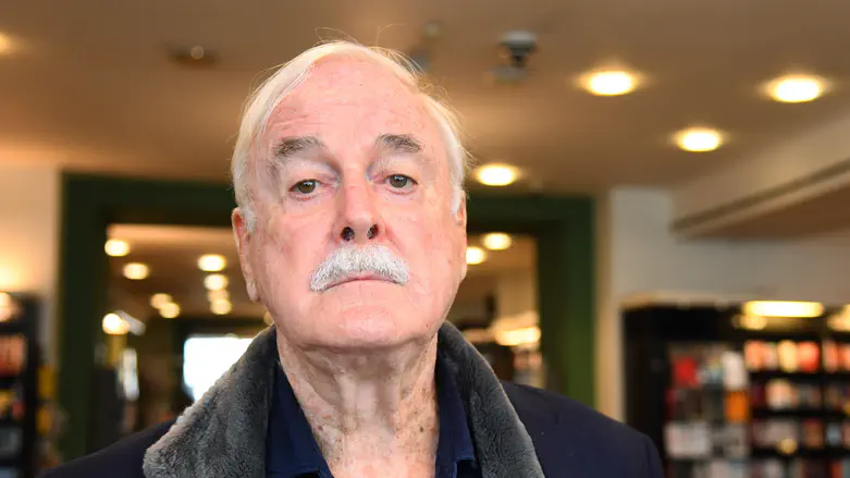 John Cleese reported to UK counter-terrorism program over Islam criticism