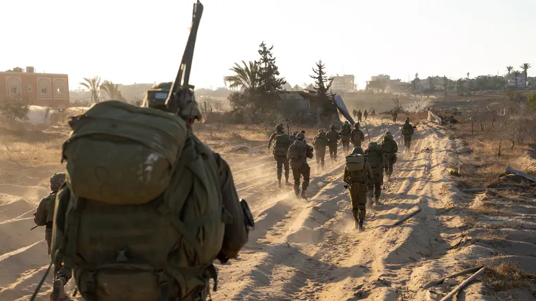 Golani soldiers told they cannot skip ceremony over women singing